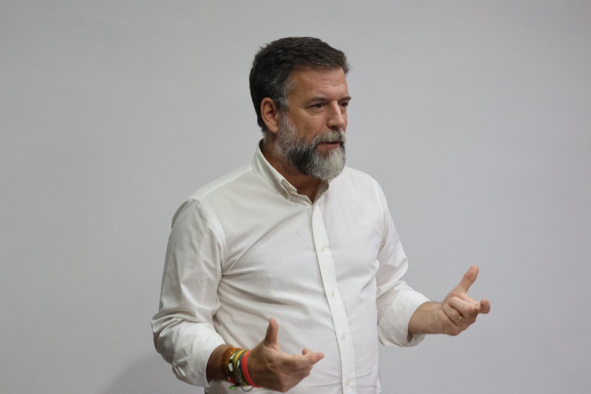 VOX_Torrent's tweet photo. 💪🏼 Más formación, más compromiso y más ganas de trabajar por España y por Torrent.

Porque para defender nuestras convicciones y transformar la realidad, hay que estar preparados.

🇪🇸 ¡Seguimos! https://t.co/62JRCsrCCd
