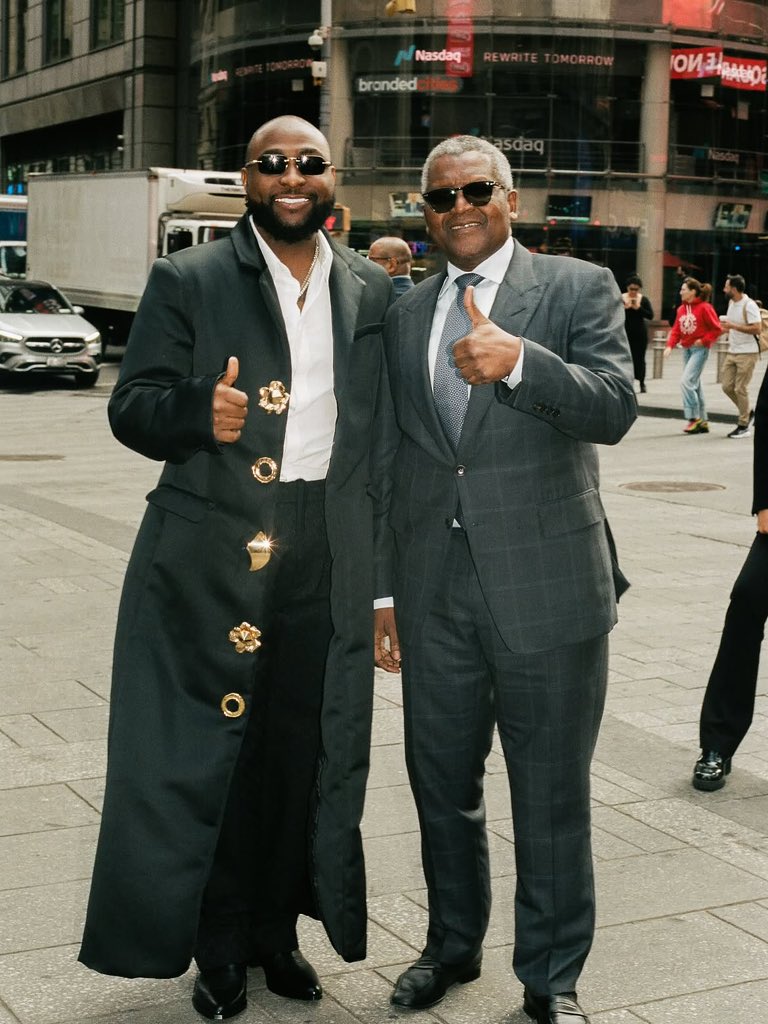 NoteSphere's tweet photo. Davido &amp; Aliko Dangote (2026)
📸: @1RxNat https://t.co/pmNuvByPwn