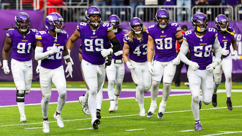 SleeperNFL's tweet photo. Minnesota’s defensive line has officially given themselves a nickname: “Young Nasty University” (YNU), per @alec_lewis.

Corny or nah 😭 https://t.co/pX1OhRdIwb