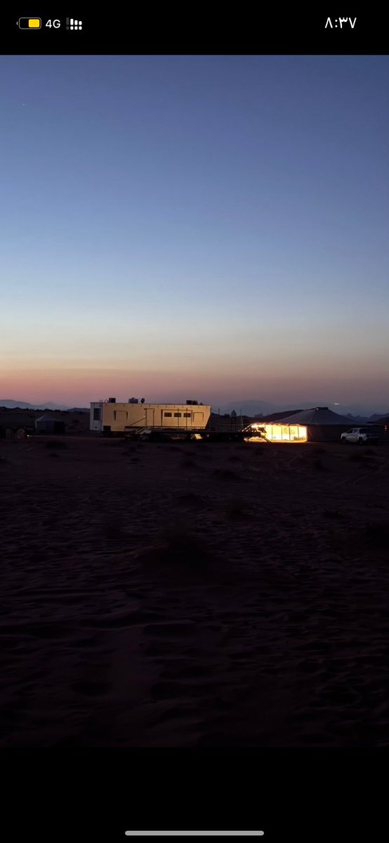 Kiil744's tweet photo. ما كُلُّ معتزلٍ يقاسي غربتَه
فلربما وجدَ النعيمَ وجنتّهْ  

فإذا رأيتَ المرءَ يجلسُ واحداً
لا تنتهك يا ابن الأكارم خلوتهْ  .. https://t.co/YIrnqTmCrs