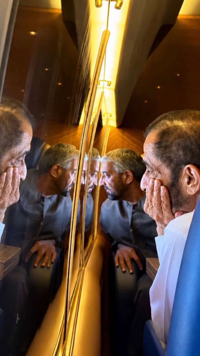 alnoonAl1's tweet photo. رحمةُ الله تغشاك يا بو راشد، وغفر الله لك وأسكنك فسيح جناته.💛💔

#احمد_بن_راشد_آل_مكتوم https://t.co/8iu4TXh7Lv
