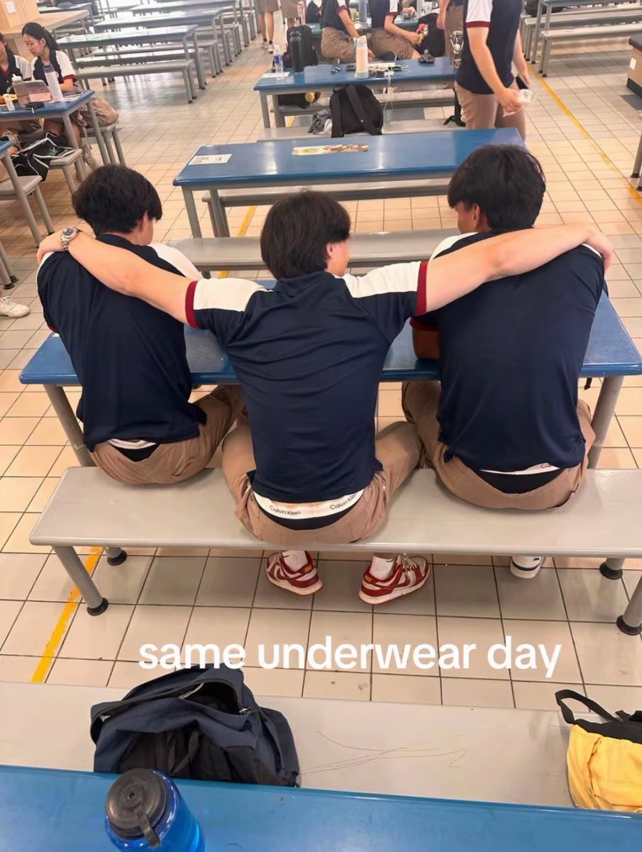 merlionboys's tweet photo. I fucking love it when jc gymbros show off https://t.co/D7TwdIO0k3