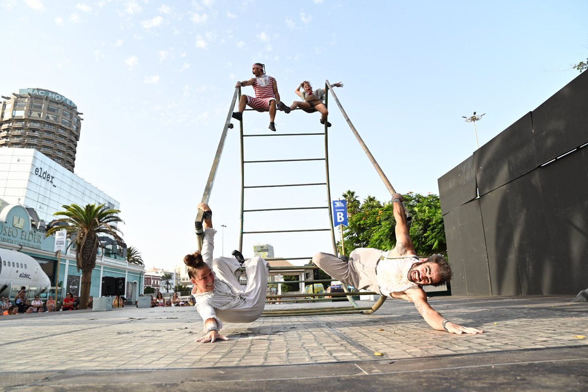 LPATemudas's tweet photo. #30TEMUDAS | PLAY TIME
Entre risas, movimiento y mucho entusiasmo, «Play Time» nos invitó a mirar el mundo desde la imaginación y la espontaneidad de la infancia.
Recupera el espectáculo
2º pase | 25 SEPT | 18:00
ESCENARIO B https://t.co/E4ssszdnvG