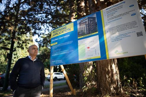 GetTORealEstate's tweet photo. About 90,000 detached homes will be torn down nationally over the next decade, and one third of those will be in Metro Vancouver. https://t.co/bVxrlee96H https://t.co/82bJUY2UOA
