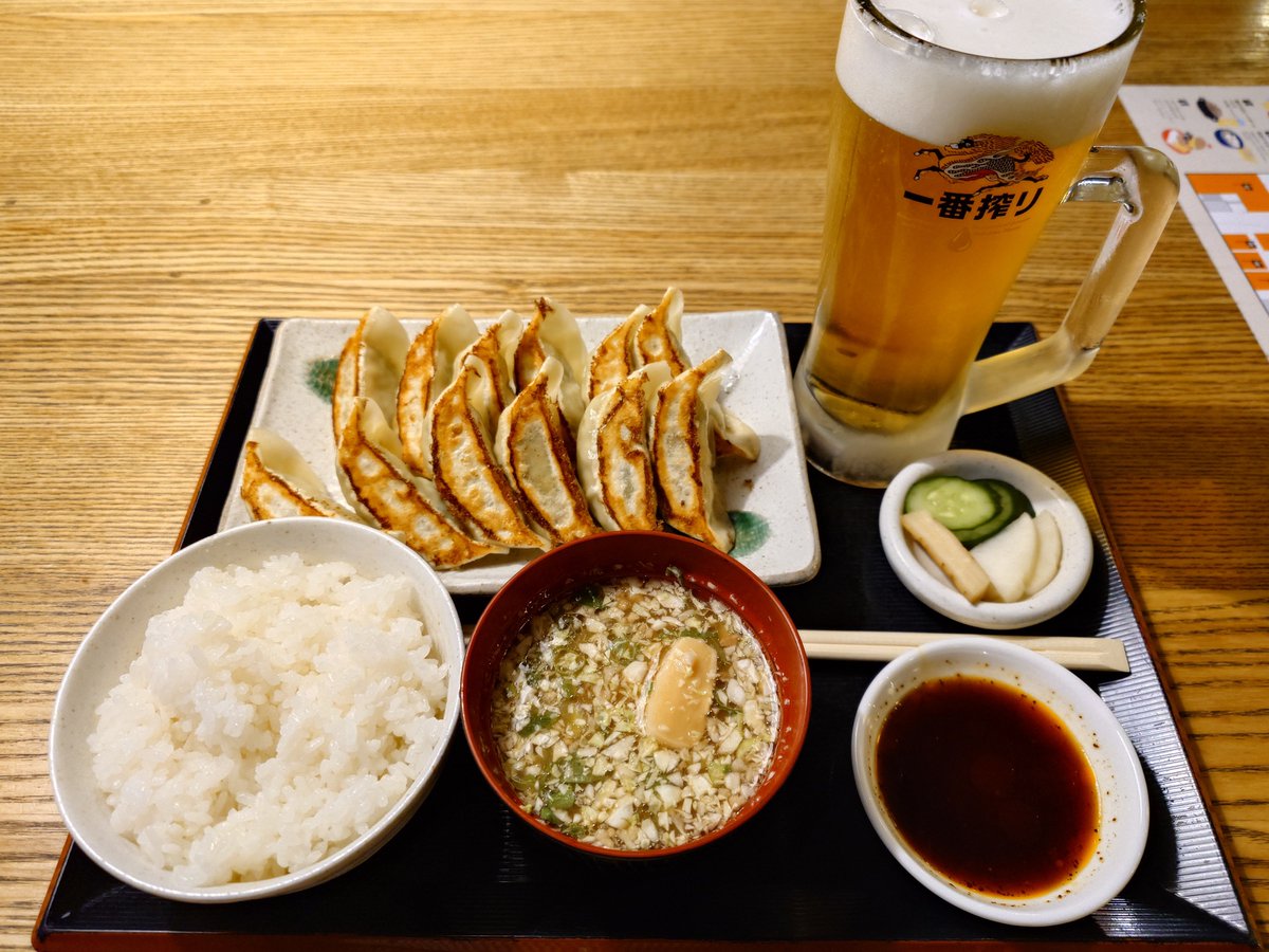 IIKAZUO's tweet photo. 今宵は餃子で〆
ほのぴとみよちゃんの旅動画見てからずっと餃子が食べたかったw https://t.co/ZejcAwveZq