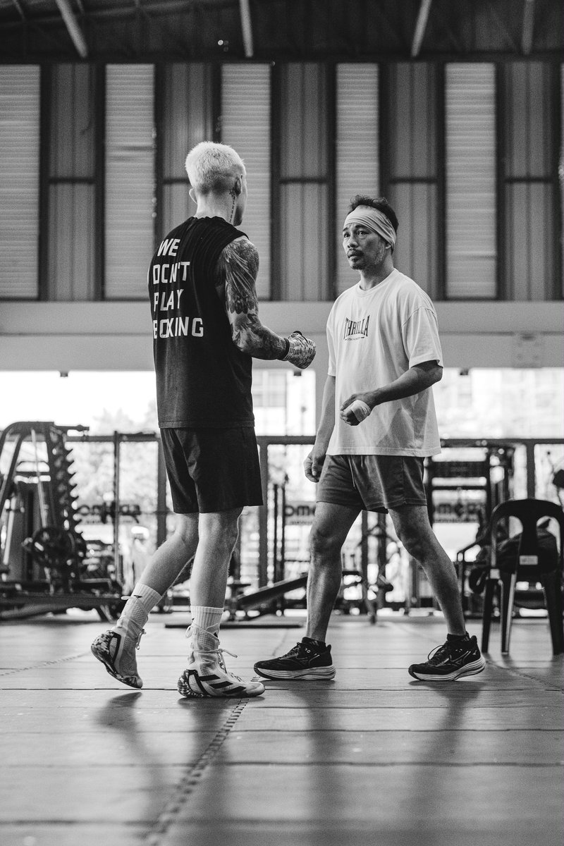 CEdwardsBoxing's tweet photo. Student of the game 🥊🇵🇭

Locked in out here in Cebu with @filipinoflash Time to soak up the knowledge. https://t.co/XHTRuHltcy