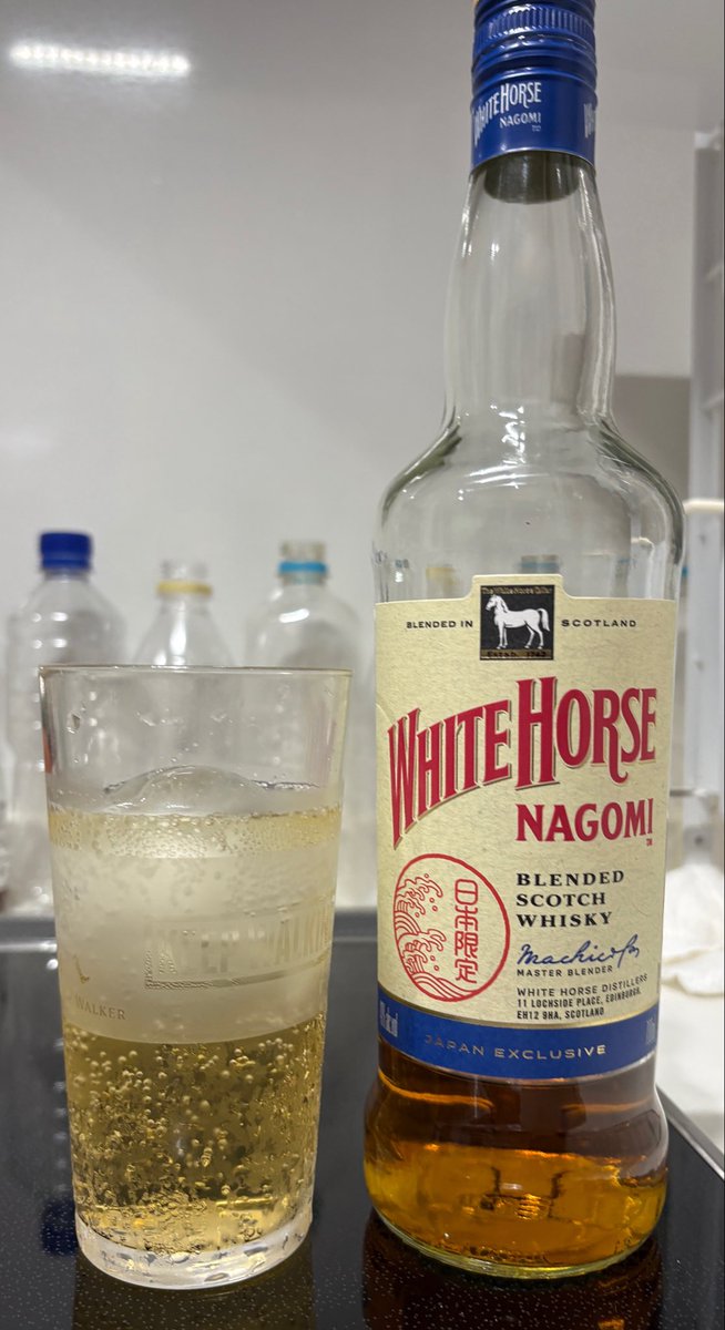 Northern_East's tweet photo. 今日のお供②
#ホワイトホース　NAGOMI ハイボール
疲れた今日はごくごく行きたい🐴すごくまろやかで和三盆のような上品な甘み🥃好みの味わいだ✨
#ウイスキー
#晩酌 https://t.co/hHtWdVZ4H9