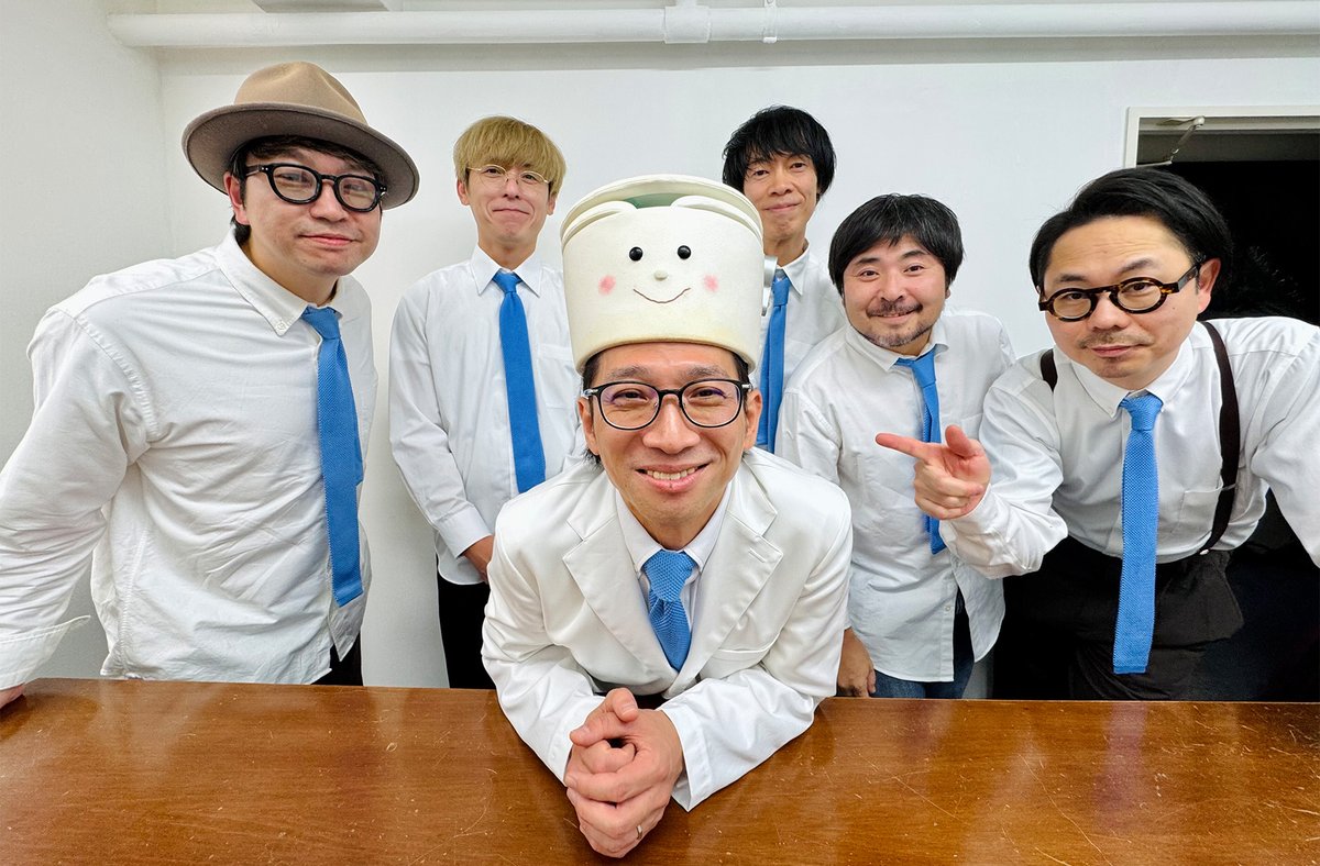 mahoroza's tweet photo. 🚽情報解禁🚽
サトミツ＆ザ・トイレッツ
年に1度の課外活動、今年も継続！

📅2026年11月10日（火）
🕡開場 18:30／開演 19:30

🎫前売 ¥5,000／当日 ¥5,500
💺指定席
🍽別途2オーダーより
🎟9月25日（金）21:00〜チケット発売
🔗https://t.co/YvYNpJDAyg

#サトミツアンドザトイレッツ
#indoors
#いいトイレの日
#まほろ座
#町田

トイレにまつわる諸問題を歌で解決するべく結成された正解で唯一のトイレバンド。
個々の活動で中々集まれない中、毎年11月10日（いいトイレの日）にはなんとか集まり生存確認。レパートリーも増えない中、伝統芸のごとくお馴染みの曲たちを楽しむ会。

🎙️出演
🚻サトミツ＆ザ・トイレッツ
🚽戸井廉太郎
（Vo/ 佐藤満春/ どきどきキャンプ）
🚽猫すなお先生
（Vo, Gt/ 山田稔明/ GOMES THE HITMAN）
🚽サニタリー俊吾
（Vo, Key/ 伊藤俊吾/ キンモクセイ）
🚽トイ・レノン
（Vo, Gt/ 佐々木良/キンモクセイ）
🚽イトイレット・KEN
（Vo, Ba/ 伊藤健太）
💩うんちもり森
（Vo, Dr/ 森信行）

【オープニングアクト】
🚪indoors
・佐藤満春（Ba/どきどきキャンプ）
・佐々木健太郎（Vo, Gt/ Analogfish）
・森信行（Dr）

※吉川正洋（Vo, Gt/ ダーリンハニー）はまだ未定です