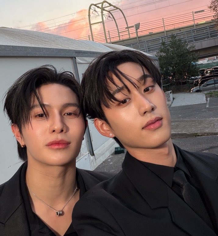sthibtw_'s tweet photo. มันขนาดนั้นเลยล่ะ https://t.co/oIMsebUslT