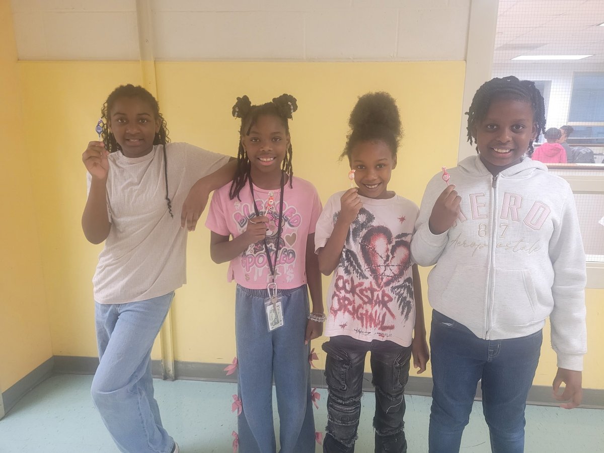 LaburnumES's tweet photo. Attendance Spirit Week may be over, but the fun continues! 🦁🎉 We’re celebrating Attendance Fun Week as we continue Attendance Awareness Month!

⭐ Be Here. Belong Here. Achieve Here.
Every day counts at Laburnum! ❤️💛

#AttendanceMatters #LaburnumLions #HearUsROAR https://t.co/6IIBTmAgSt
