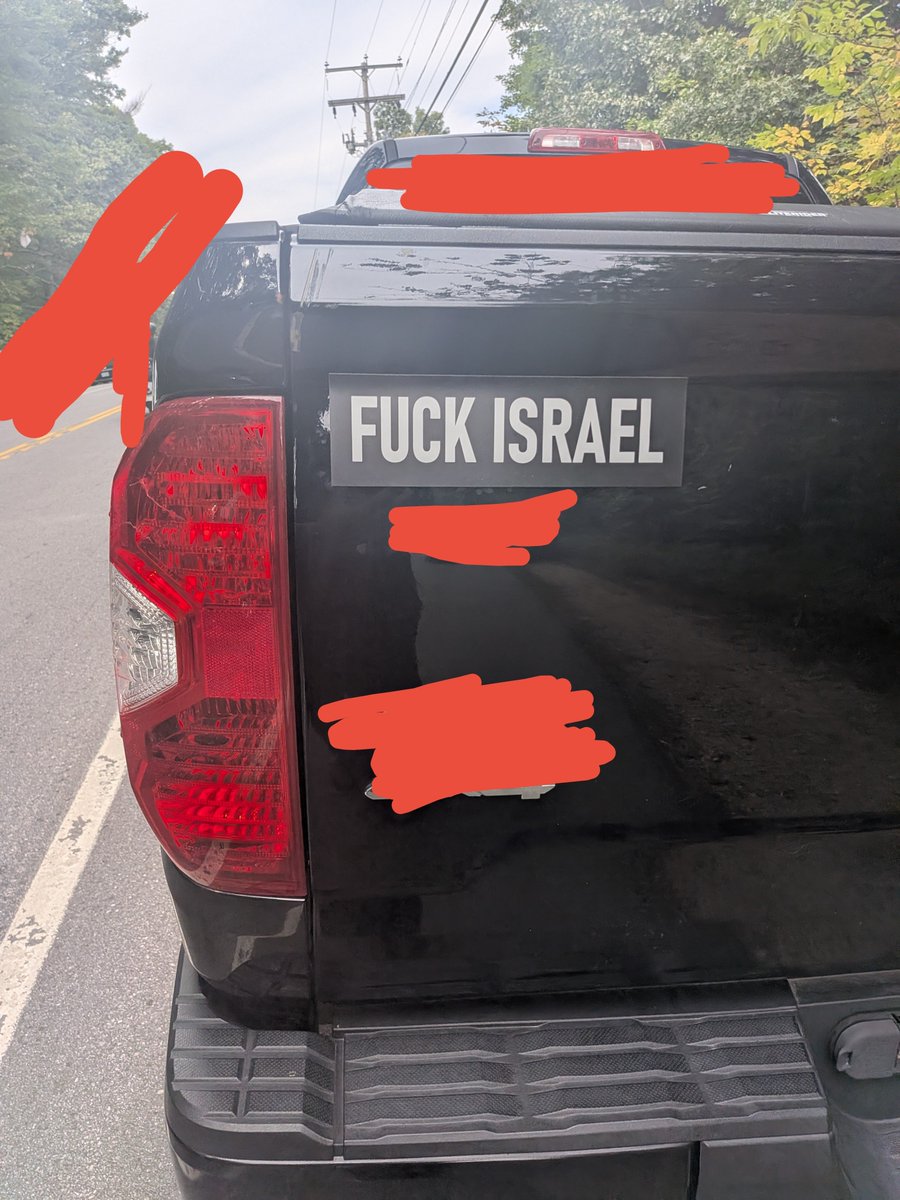 ONLYFACT_X's tweet photo. What a wild thing to see outside of Manchester, New Hampshire. I agree with the sentiments except for #WarEagle #WarDamnEagle #WDE #Auburn (covered up any identifying features of this random person's car) @hasanthehun @jstlk_ https://t.co/PrXzsAzc9S