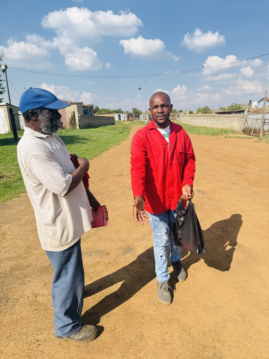 jabu_mngomezulu's tweet photo. Umuntu emuntwini in Dipaleseng ward 3 and 4, amasoja ka Juju. #voteEFF2026 https://t.co/SZsmDgwGYA