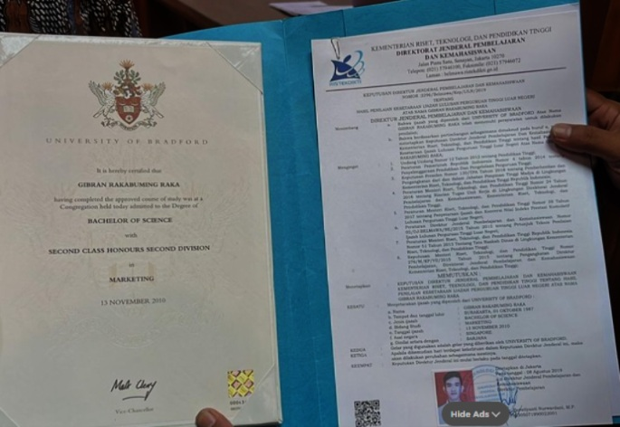 KapudS640's tweet photo. Lagi rame soal kasus ijazah SMA Gibran sampai dibawa ke MK segala. Para pengadu kayaknya lupa kalau Presiden Prabowo juga nggak punya ijazah SMA.

Kalau alasannya Prabowo lulus dari Akmil (dulu AKABRI), yang disebut sudah setara S1, jadi ijazah SMA-nya nggak perlu dipermasalahkan, ya apa bedanya dengan Gibran?

Gibran juga lulus dari MDIS di Singapura, yang disebut sudah diakui setara dengan S1.

Ya sudah lah, namanya juga usaha. 😅

Ini ijazah asli MDIS, sebelah kanannya ada penyetaraan dari Depdikbud. Jelas, Gibran itu sarjana S1.