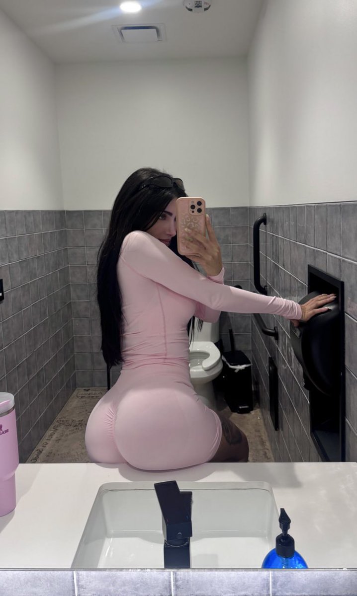 cupofchaii's tweet photo. front ot back? https://t.co/TvzbSxTSp6