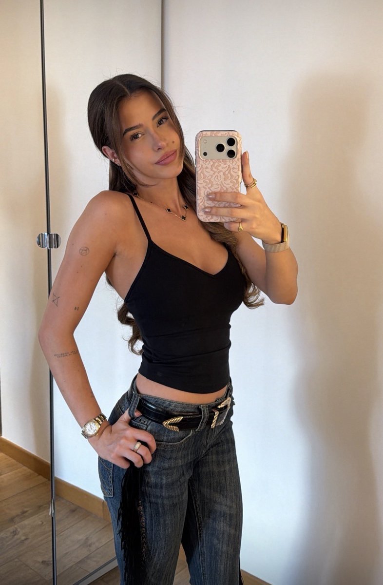 draingoddess28's tweet photo. No more subs on this app 😒🥱

catfish findom https://t.co/6WSJL43tPZ
