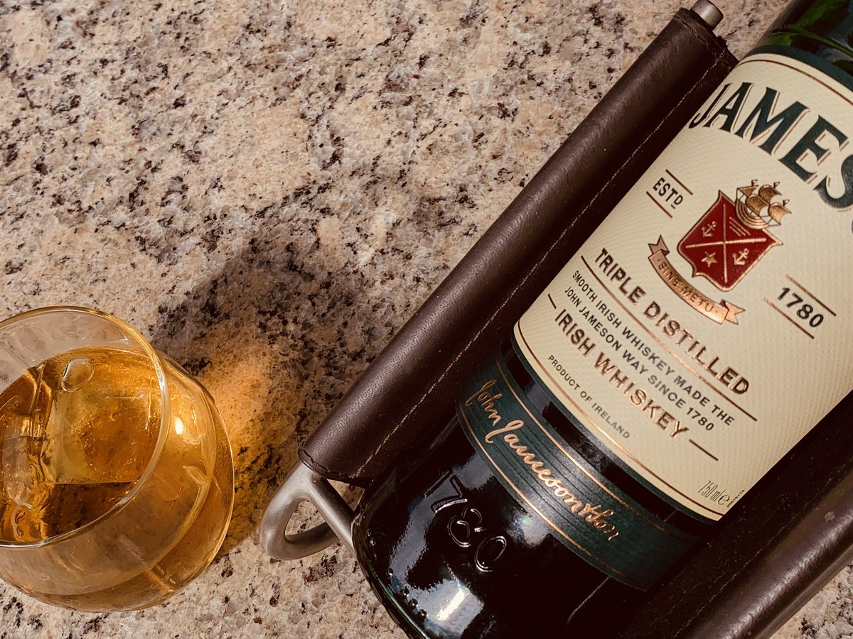 prohkta's tweet photo. @HeavykDrumboss Danko grootman!🥃🧊 https://t.co/iXqWc7W0WC