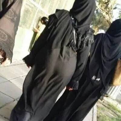 txxjki's tweet photo. مساء الخير 
سؤال بصراحة لو خيروك اي وحده تختار من بتختار الجواب بكلمة؟؟🙊😚. https://t.co/bouzOc7MxW