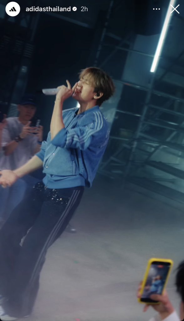 BamBamBooster's tweet photo. 260924 | ©️adidas Thailand’s IG Story 

adidas Thailand แชร์โพสต์ “ใส่ Denim Collection ในแบบที่เป็นตัวเอง จะแมตช์ยังไงเท่ไม่ซ้ำใคร #adidasOriginals” ลงใน IG Story ด้วยนะคะ ตามพิกัดไปกด Like Send Massage ให้ BamBam ใน IG Story กันค่ะ 💙✨
🔗 https://t.co/L7MS5aNVYz

#BamBamxadidasDenimStreet
#BamBam #adidas #adidasThailand @BamBam1A @adidas @adidasoriginals