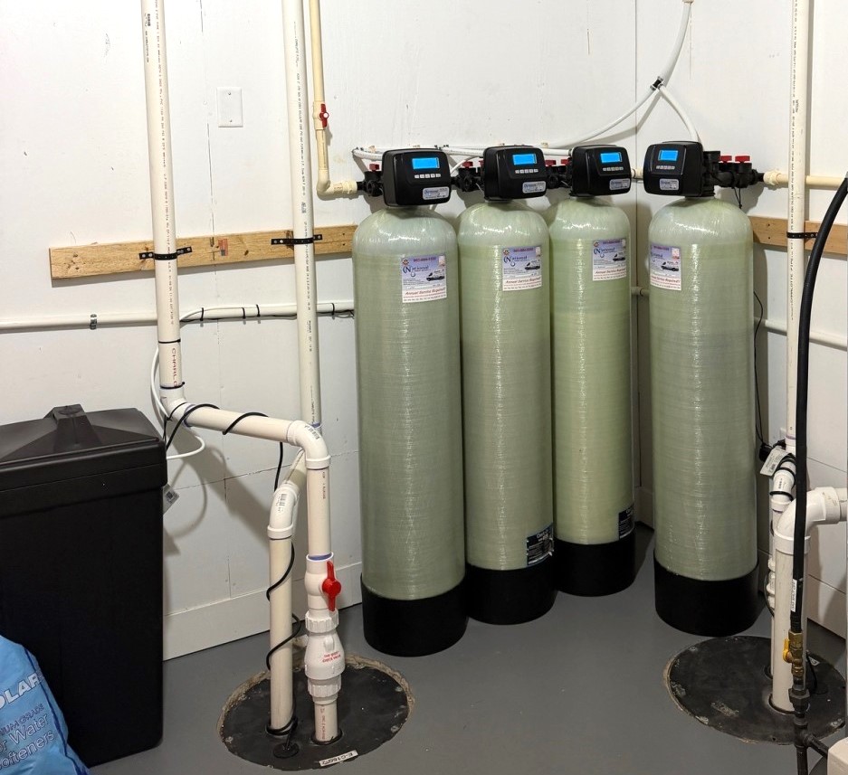 N_W_S_C's tweet photo. 💧 Installation of the Day! 🔧
A full well #watertreatment overhaul: 400-gal clean-water storage, 85-gal #pressuretank, acid neutralizer, softener, Pro-Glass filtration, carbon for #radon reduction & more! 💦
📞 301-854-1333
#NationalWaterService #WellWater https://t.co/a5QdAoqT45