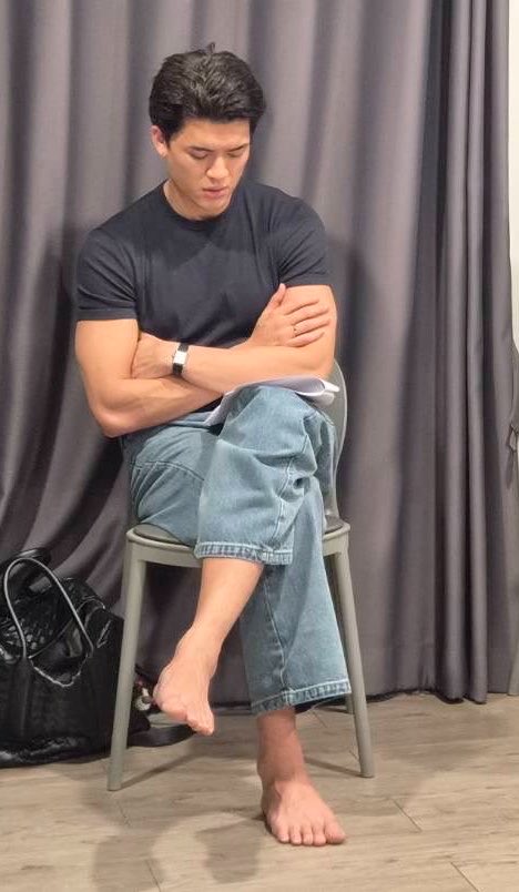 _tellheaven's tweet photo. ถูกต้องงง พี่แซกน้องนิคค กรี้ดดดดด กวินใส่แว่นน😭😭😭😭😭😭😭😭 https://t.co/C5PWjPFc68