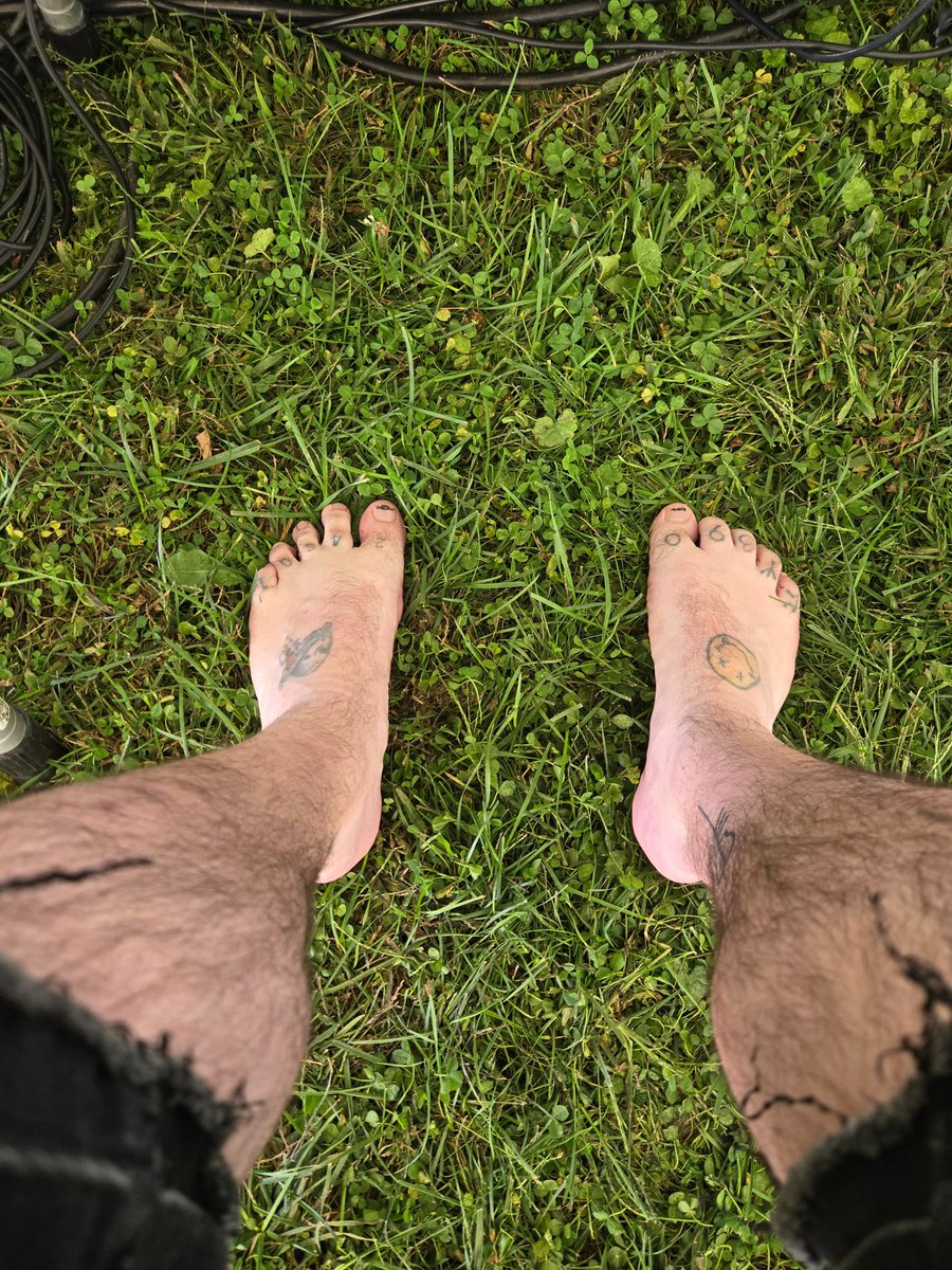 VikingRichie's tweet photo. Ive started branching out from normal content to also selling feet now so if there's anything specific you want to see feel free to dm me #content #contentcreator #feet #feetpics https://t.co/j7Gl99KYIA