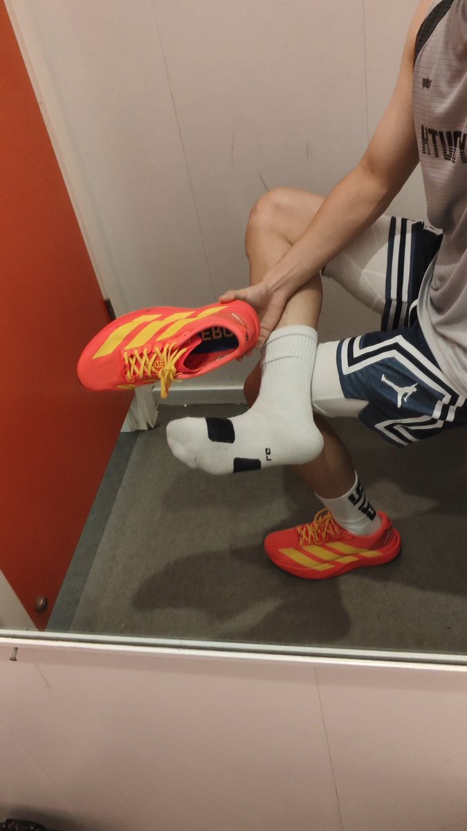 EMPRIO_Master's tweet photo. 👅👅👅 https://t.co/XdWKzyJYwA