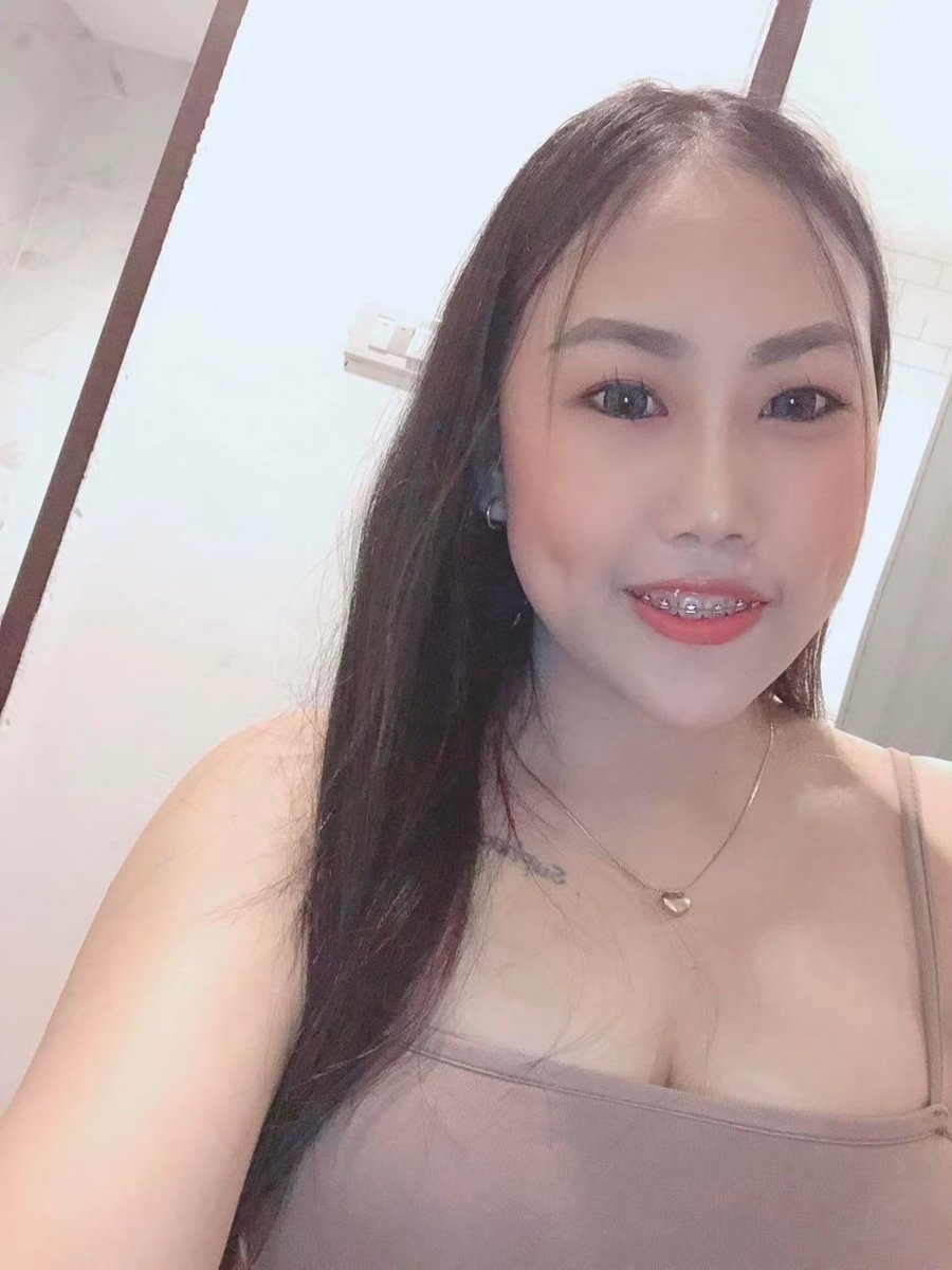 FarrahLoguidice's tweet photo. 🤍ผิวใสฉ่ำวาว สวยดูเลอค่า💫 ไอเทมลับที่บิวตี้บล็อกเกอร์เกาหลีโหวตให้เป็นอันดับ 1!"ของ ครีมกันแดดเนื้อซูเฟล่ บางเบา คุมมันนาน🌞✅

อย่าพึ่งหมดรักกันนะคะ ช่วงนี้พึ่งเริ่มงานใหม่ยังปรับตัวไม่ได้ เนื่องจากต้องตื่นเช้ามาก 🤣 ✅ #นวนคร #รับงานนวนคร #ตลาดไท (เทพกุญชร)
🆔 aoda09 https://t.co/V7KhAiv0YH
