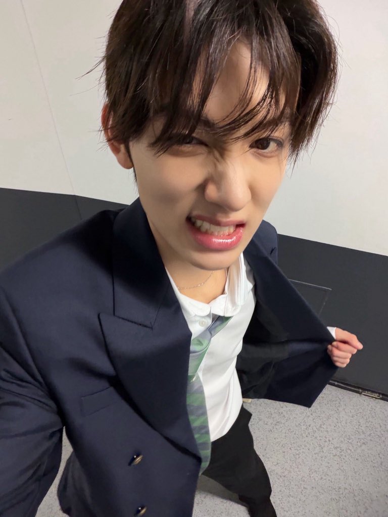prodzhao_'s tweet photo. MY CUTIE DARLENGGGG https://t.co/FDCXiWSq6T