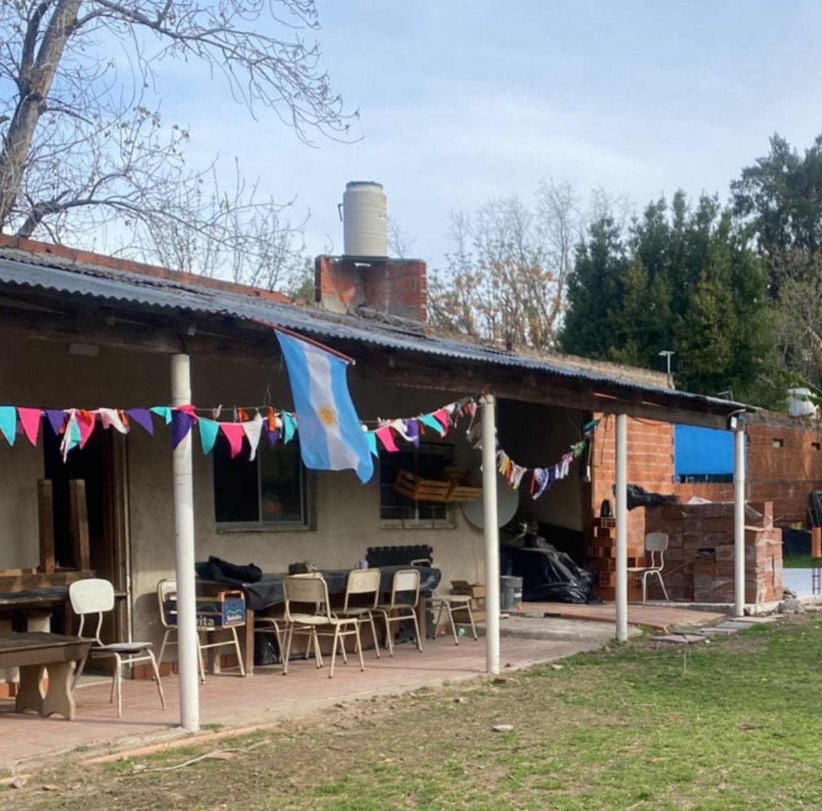 ASocialPrimaria's tweet photo. Visitamos el Comedor Mil Manitos, junto a @SubSecGobierno, recorrimos las instalaciones, conversamos con su equipo y relevamos las necesidades del espacio. 
Seguimos trabajando de forma articulada en cada barrio de San Miguel.

@jaimemendezh 
@yesicagrillo https://t.co/NfhJa2Ow7t