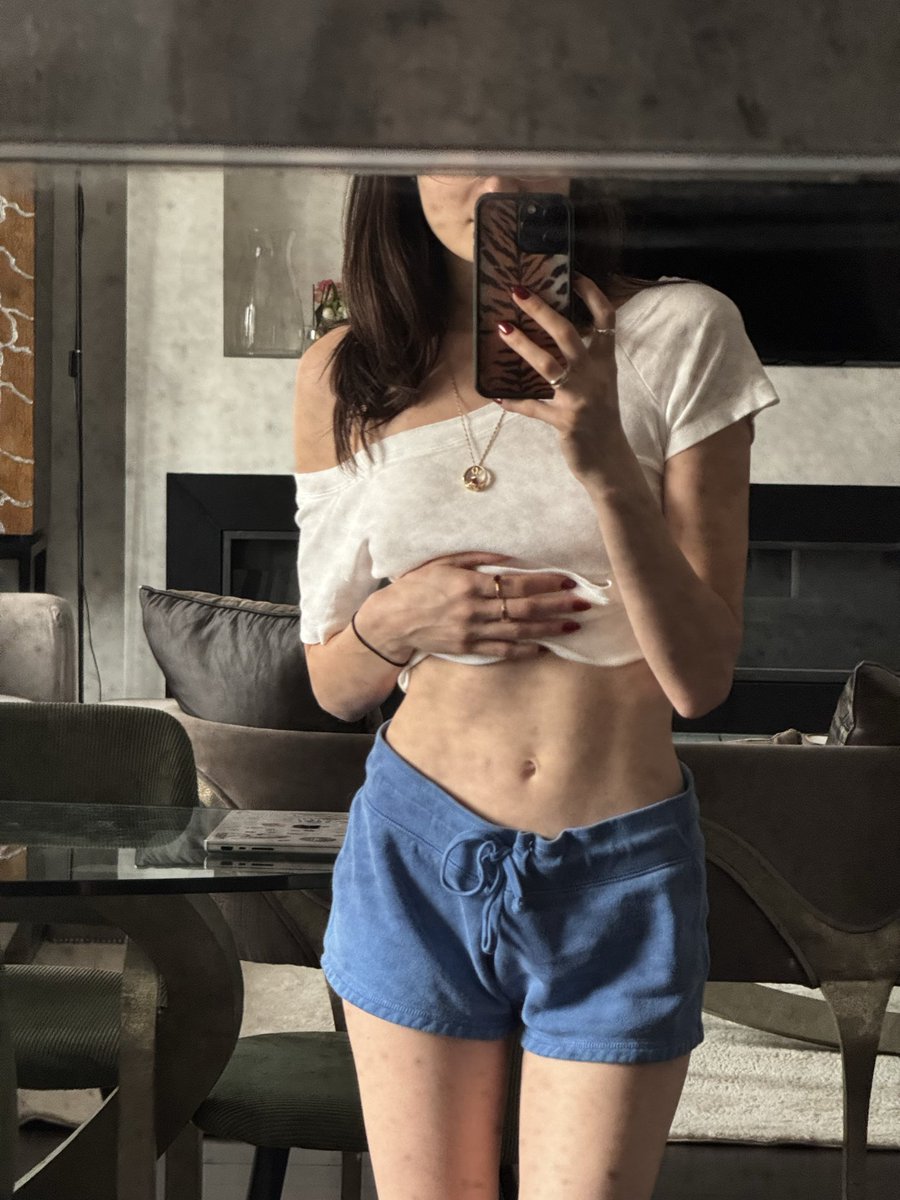 singlecelledsub's tweet photo. Ugh- I always get sooo triggered… I hope no hung bulls hunt me and make me feed them girls while they cuck me and humiliate me! #forcedbi #wankbattle #wankchat https://t.co/IBqwp3cBxc