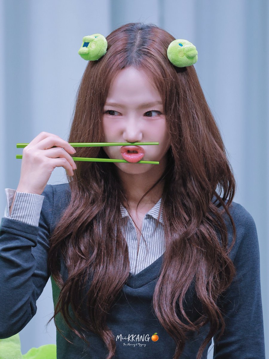 Miikkang_1112's tweet photo. 260918 애플뮤직

콩댕치💚🥢

#최유정 #choiyoojung
#콩알콩알 @choikong_r https://t.co/2rFbcRTTNk
