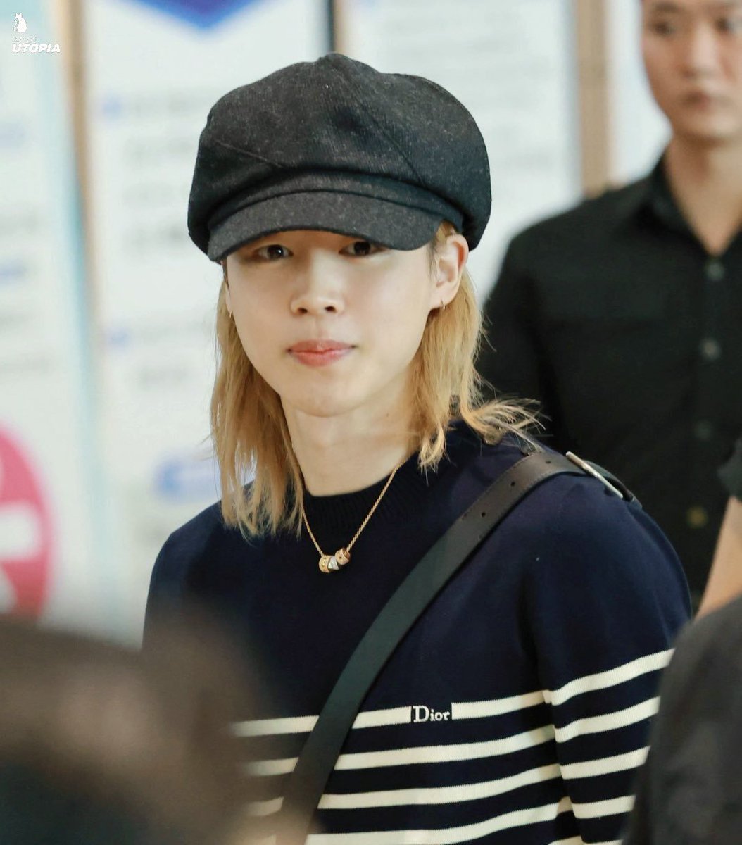 faceminss's tweet photo. Jimin / Jimin haters https://t.co/T6XHR8p6Qr