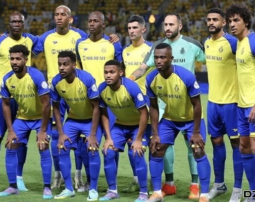 Khaledeneho's tweet photo. عينكم على التشكيله متصدرين وبدون رواتب؟؟ ياخي جنون والله https://t.co/2Di5ProUqg