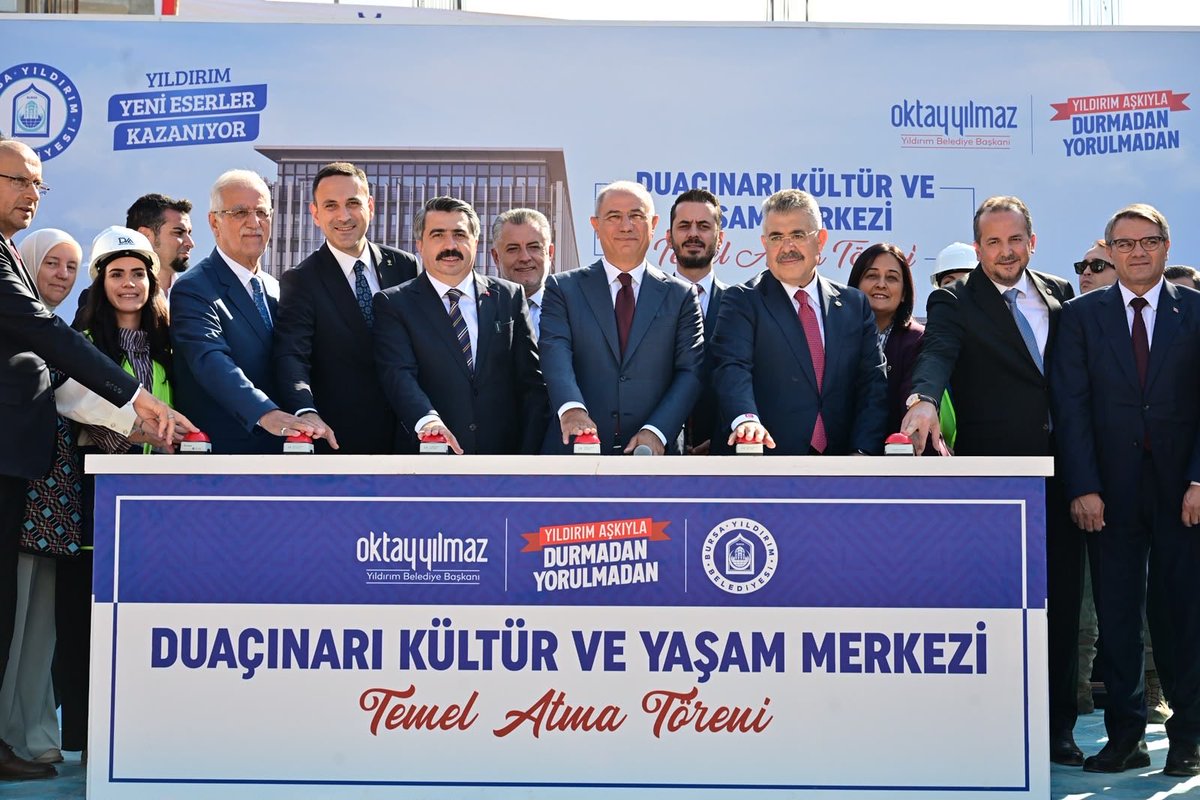 efkanala's tweet photo. 📍 Bursa

Yıldırım Belediyemiz tarafından yapımı planlanan Duaçınarı Kültür Yaşam Merkezi’nin temel atma törenini gerçekleştirdik. 

Hemşehrilerimize hayırlı, uğurlu olsun. https://t.co/hKyX0meFWd