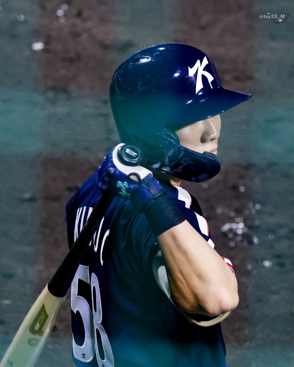 tsy32_M tweet picture