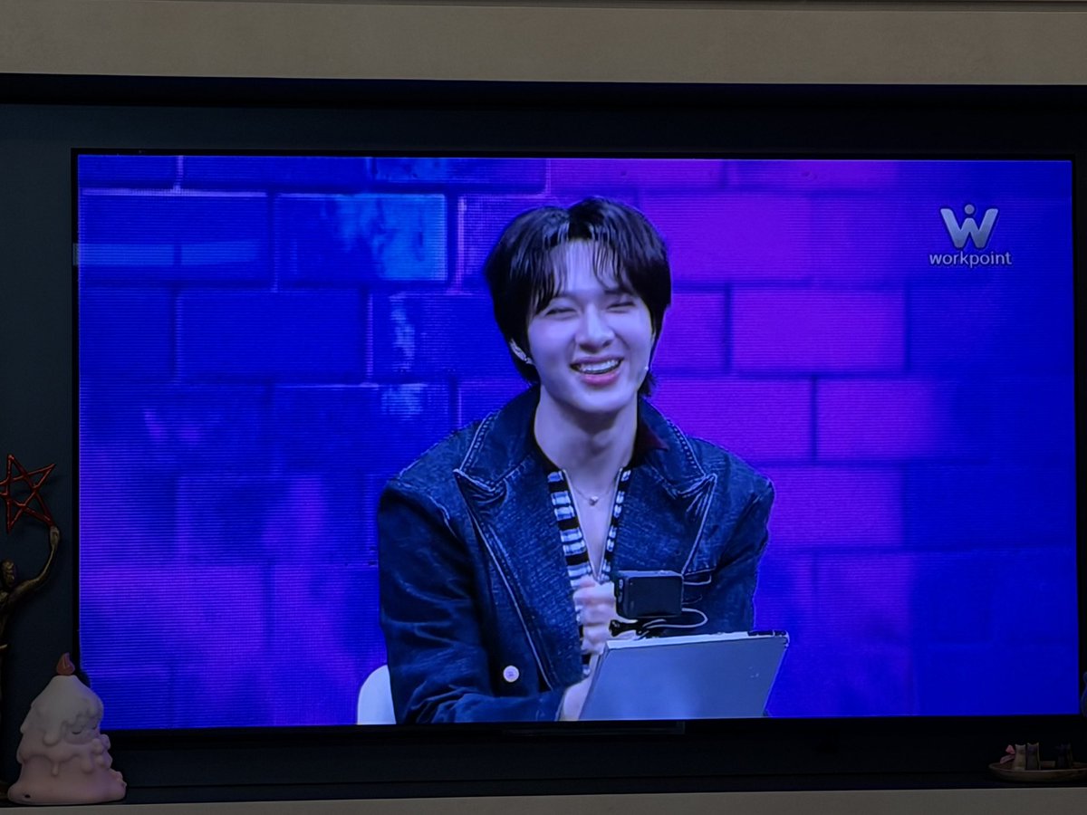 MonkiiPP's tweet photo. นั่งชิดติดหน้าจอแล้ว

NUNEW WALL SONG
#TheWallSongxนุนิว
#NuNew @CwrNew https://t.co/Z693uCafKZ