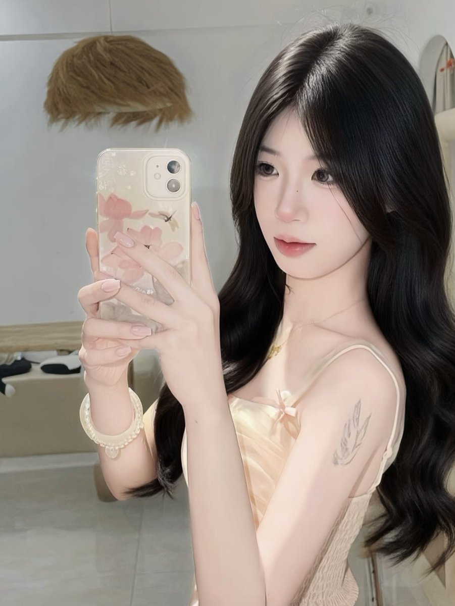 utFKwHiVCoKSWJA's tweet photo. 01女、真心找男（不开玩笑）在线蹲一位周末能约的男搭子，感觉好的话可以长期！不打扰彼此生活！点赞优先！ https://t.co/7SY7bdeRoj