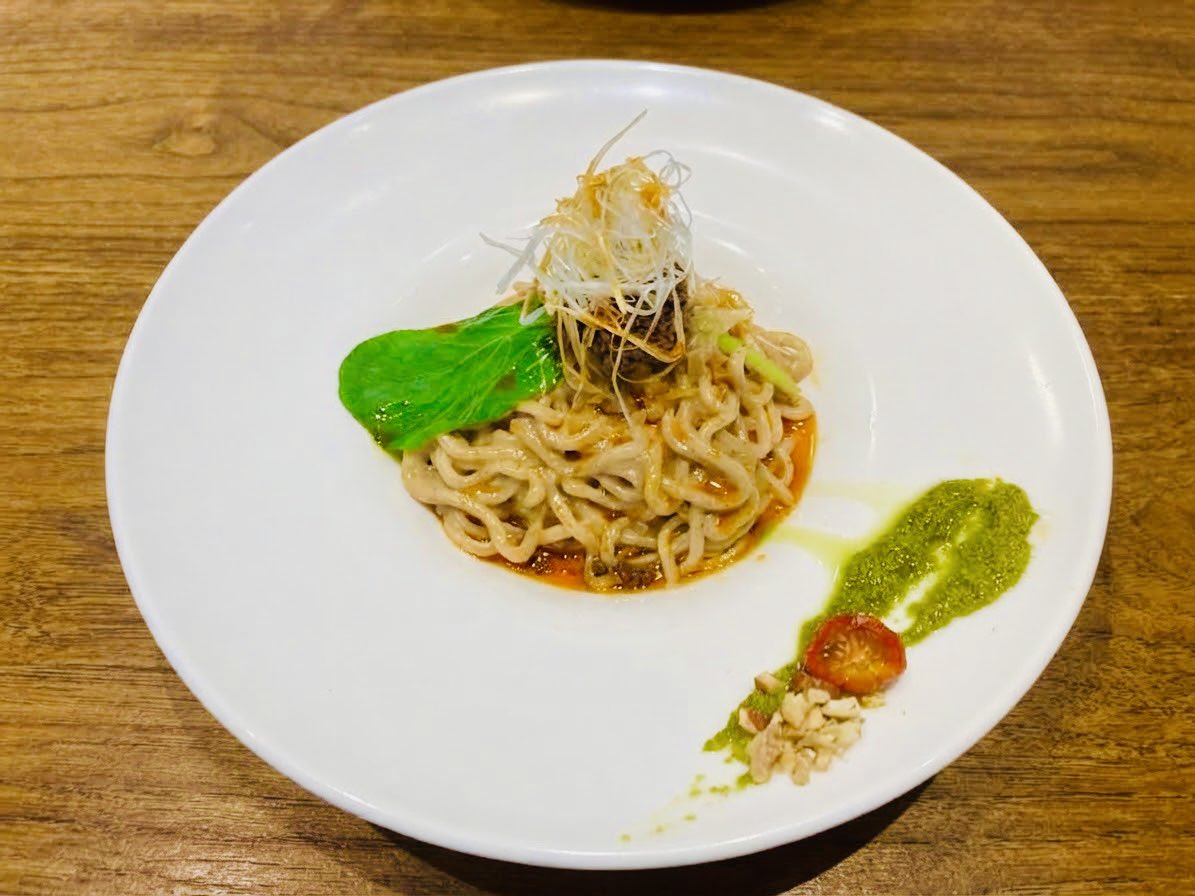 Fishmen0711's tweet photo. 9/25(金)11:00よりオープン!
本日の限定は
「担々麺」
「汁なし担々麺」
昼夜限定20食
「マスカルポーネとめんたいこの和え玉」
昼夜限定10食
新限定です!
実家の蕎麦屋で提供していた担々麺です🍜
是非お試しください👓
#寿製麺よしかわ
#Fishmen
#北本
#ラーメン https://t.co/3ML8myETrd