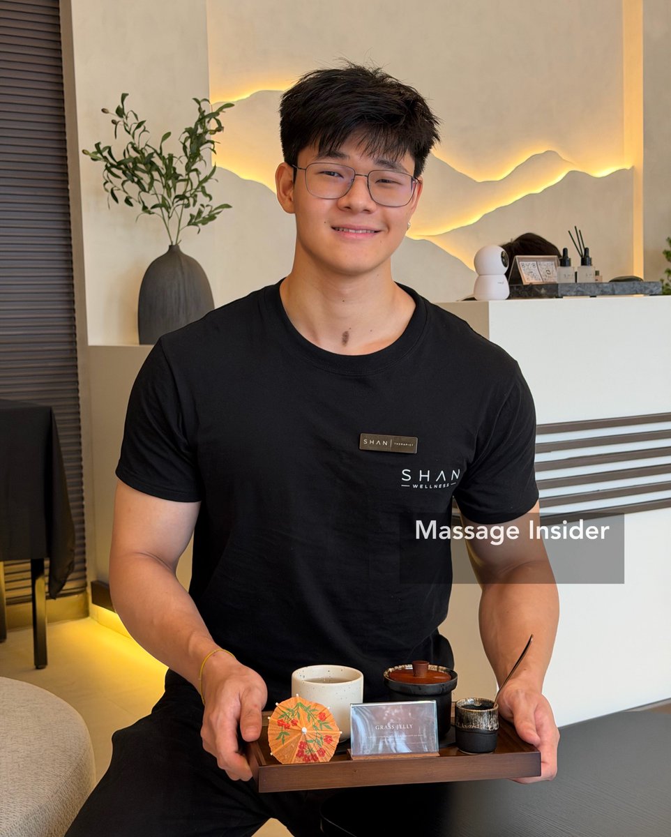 massageinside3's tweet photo. 💎เพรชงามน้ำเปล่งประกาย เปรียบได้คล้ายดั่งศิลามณี 

🐼หยุดทุกลมหายใจกับเทอราปิสแห่งปี “น้องแพนด้า” จากลัคชูสปาแห่งใหม่ย่านสีลม Shan Wellness @Shanwellnessbkk “แพนด้า” เทอราปิส Gen Z ผู้สร้างแรงกระเพื่อมครั้งใหญ่ของวงการนวด บอกเลยว่าโชคดีมากที่ได้มานวดกับน้อง ฟีลเหมือนกะเทยคนแรกที่ได้ไปเหยียบดาวอังคาร ทั้งงานนวด งานบริการ แม้จะใหม่แต่ก็ดูใส่ใจและเต็มที่-น่ารักแบบนี้มานี่มา ขอหยิกกล้ามทีนึง อะร้ายยยย ฉันอยู่บนยอดเขาเอเวอเรสต์! 

🐼ตามรีวิวได้ในกลุ่ม สนใจทักมา (Ultra Plus)
