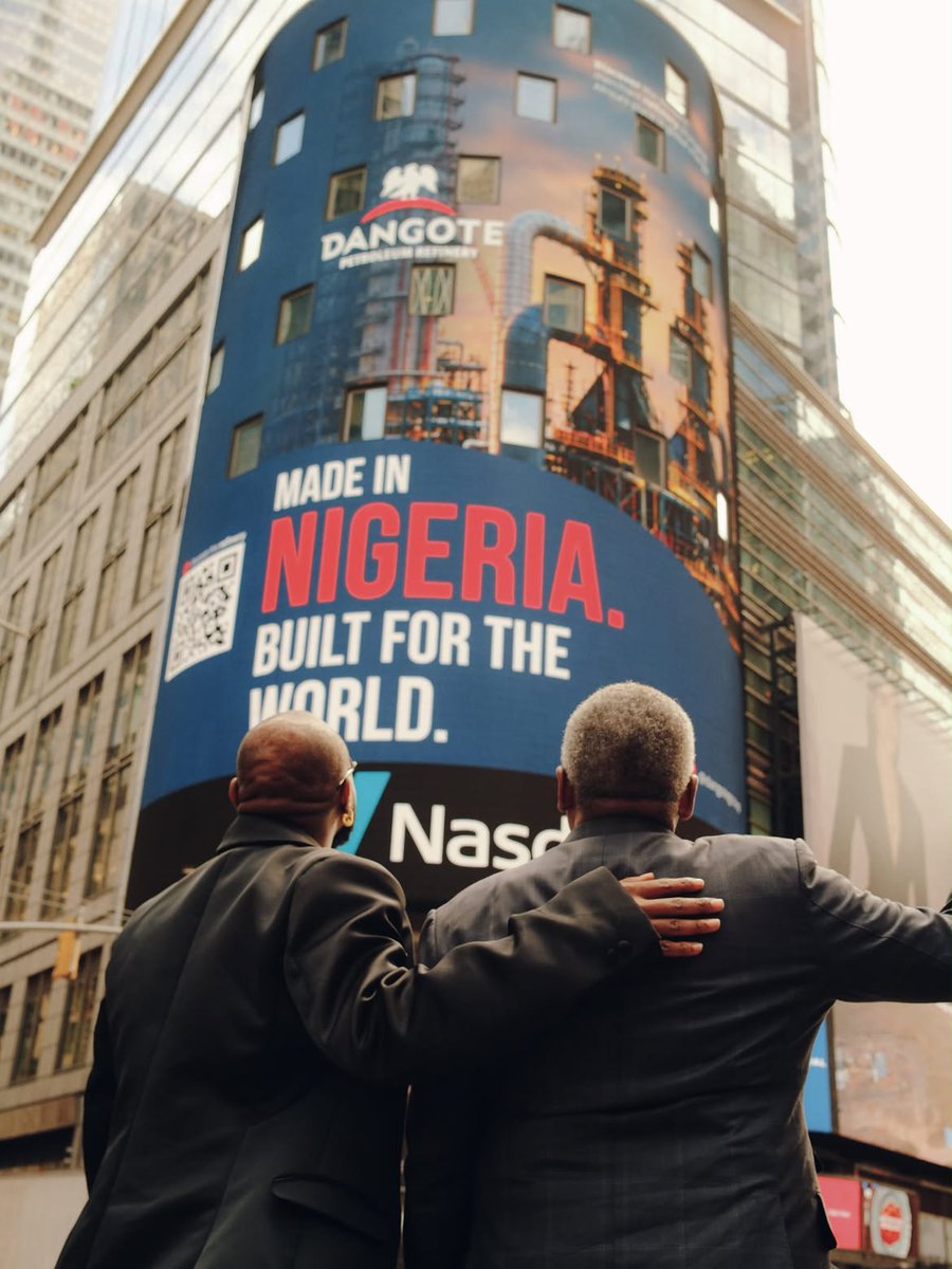 No__dulling's tweet photo. Billionaires 🥹 

@davido @AlikoDangote ♥️ https://t.co/zh435RbWQg