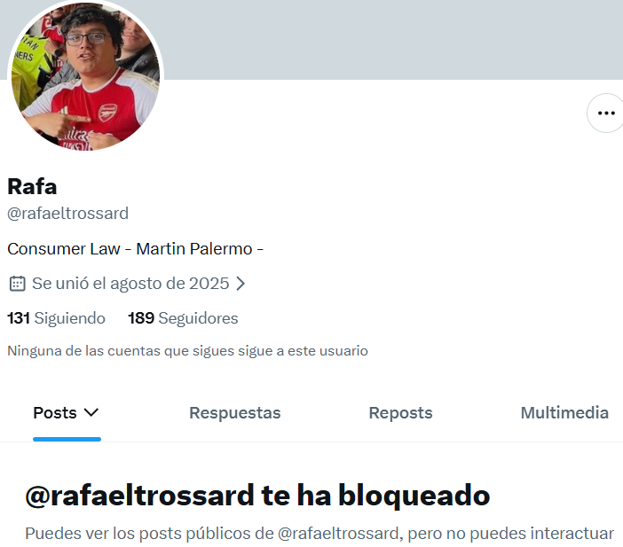 ExpresoSFE's tweet photo. @pepo_pepitas @rafaeltrossard @LigaBetPlayD @LeonasSantaFe Cuidado te bloquea jajaja La tiene adentro con Santa Fe https://t.co/39BFJs76Uf
