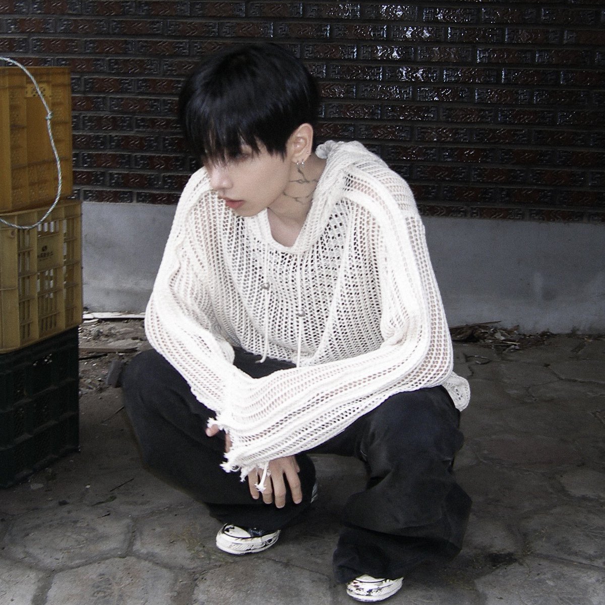 thinki1oveu's tweet photo. 완전히야르다…..        늑대맞네요🤍🐺🐺 https://t.co/NqpYUVENks
