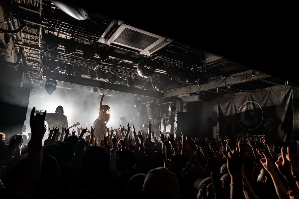 aisagasu_es's tweet photo. 2026年9月24日
@ Shibuya CYCLONE
愛探眼影presents.
ユキナ生誕主催“SHEROES”

ご来場頂きありがとうございました！！
ユキナバースデーソールドアウト公演！！
愛を探してますが定期的に見つけられている気がします！！ https://t.co/egNiGhSFxz