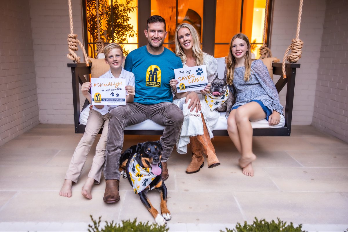 dbackes42's tweet photo. I am proud to join #RememberMeThursday as a luminary and to stand together to bring awareness to this global movement🕯️
Remember the shelter pets who never got their chance. Keep fighting for the millions still waiting for theirs.  Remember them. #ShineALight https://t.co/G7LvWztIuh