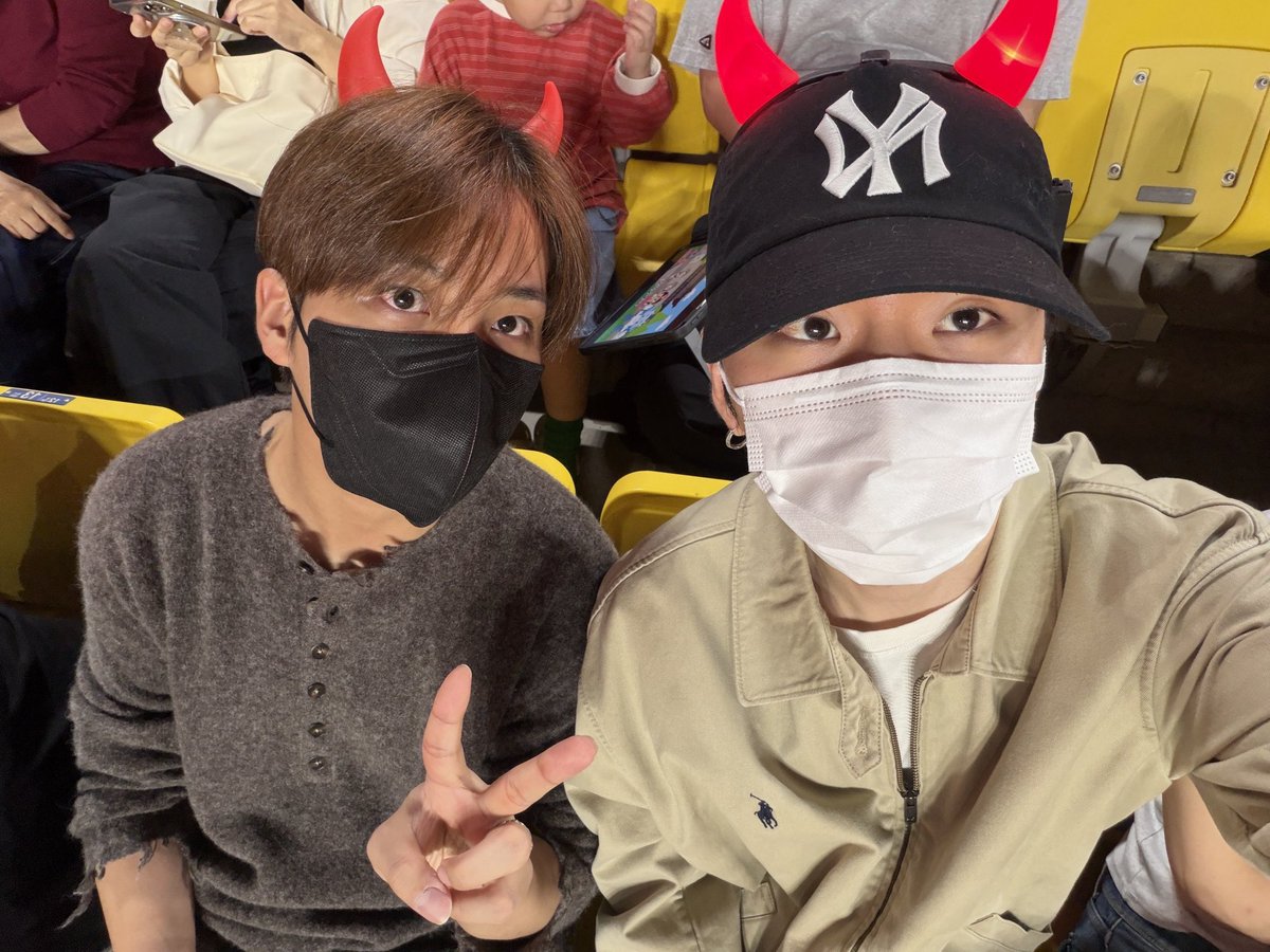 monekbr's tweet photo. [🫧] #KIHYUN via Bubble.

🐹 Vocês estão aproveitando bem o feriado?
🐹 Fui assistir a um jogo de futebol com o Jongho do ATEEZ! Foi bom demais…..
🐹 Eu vim porque o Hyeon-gyu me convidou e hoje o Hyeon-gyu fez um gol! Que loucura 🔥 https://t.co/Ry8LvpaXwk