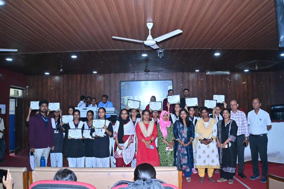 GwpMuzaffarpur's tweet photo. 🎓Certificate Ceremony by NLIT Education Private Limited organized a Certificate Ceremony at GWP,Muzaffarpur, to recognize and appreciate the students who successfully completed their internship programme.🌟
#CertificateCeremony #Internship #StudentAchievement #GWPMuzaffarpur https://t.co/xSpyKkq7X3