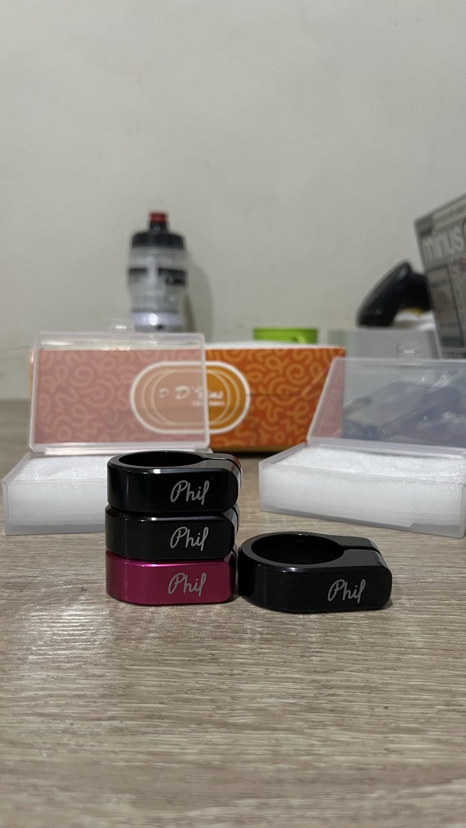 ghost_bintang's tweet photo. WTS SEATCLAMP PHILL
31.8 buat 27.2. 3
34.9 buat 31.6 1
yuk yang mau
#fnfjb https://t.co/V7UBfsmAvt