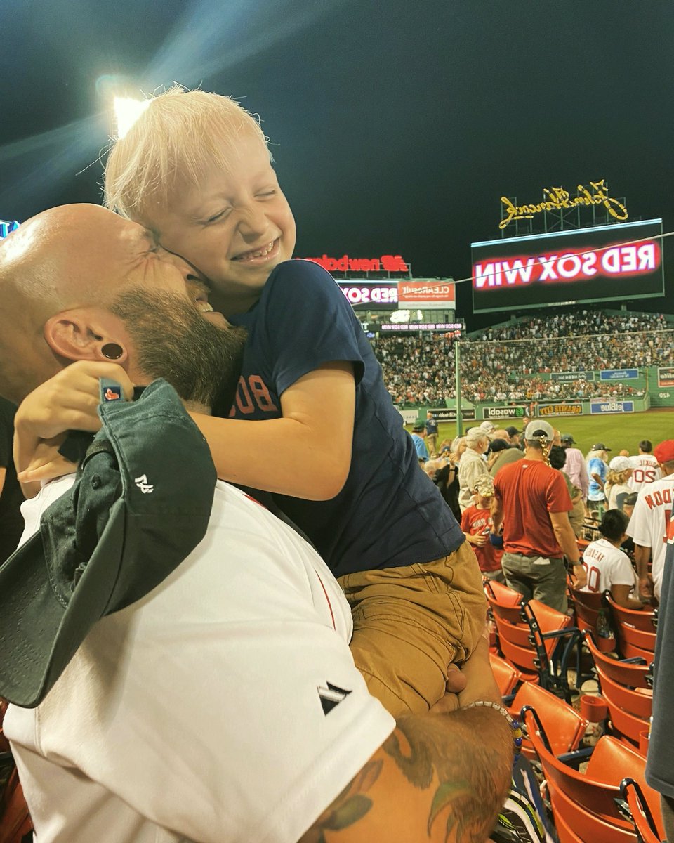 JosephRodrf9's tweet photo. My boy beat cancer (Stage IV NB) and finally made it to Fenway! Happiest moment of my life and one I didn’t know if I’d ever be able to see. This is what baseball is all about! (Asked to share this from original post in r/happy)
#BatterUp #CyberThrone https://t.co/I1LoN2IaUy