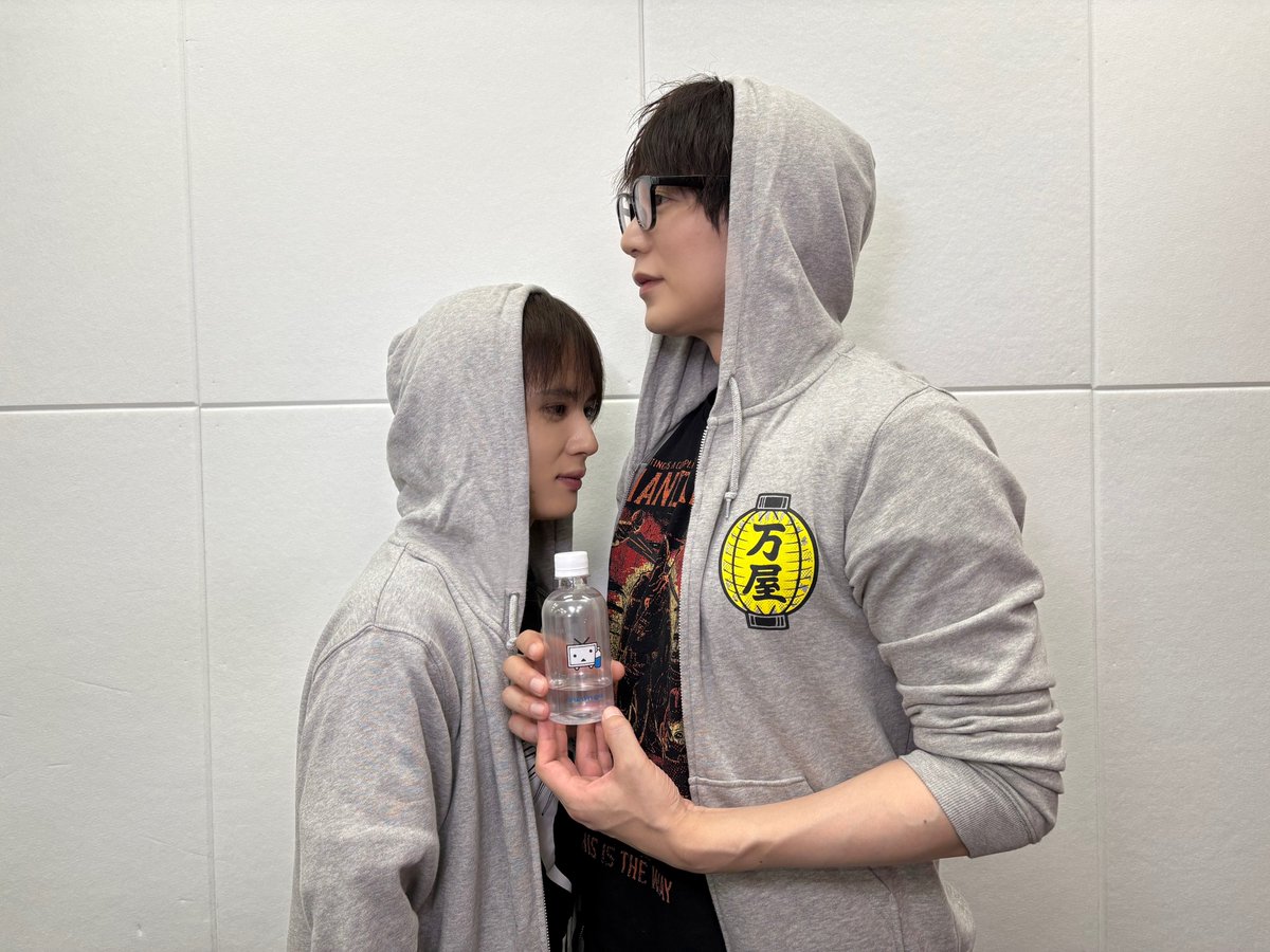 official_yuta14's tweet photo. 「よろず屋樋口」#10

ありがとうございました！

国のクイズお互いの煽り合い最高でした！
カウンタック！！！！！ https://t.co/cp3y86OIBD