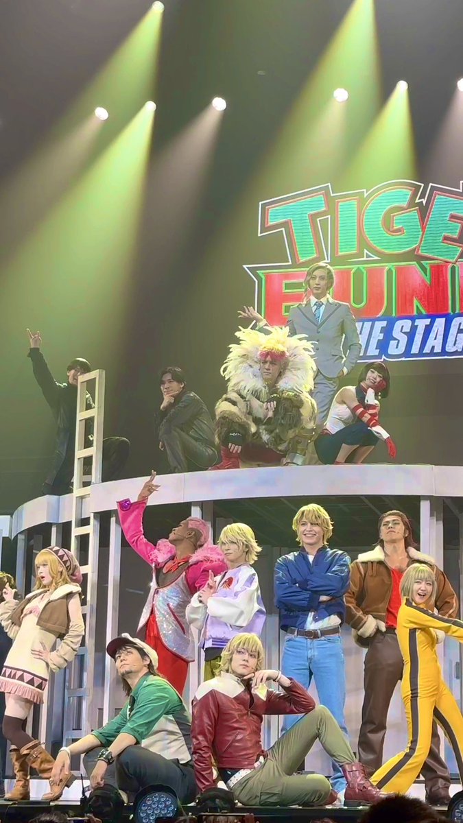 spi_film_log's tweet photo. 素敵すぎる舞台なのに舞台写真がないのが勿体なさすぎるので��撮可部分のステショを掲載していく！グループショット📸
#タイバニ　#舞台タイバニ https://t.co/G3egndzS6s